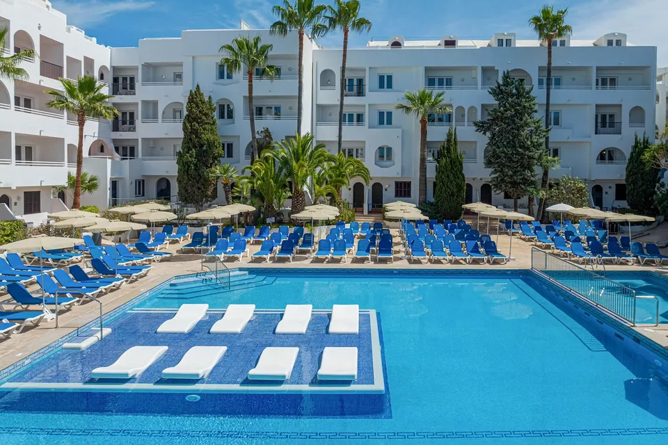 7 Nights in Cala d’Or, Majorca 🇪🇸