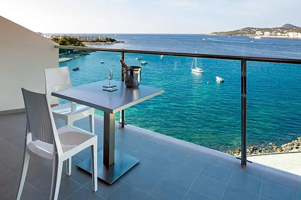 Axelbeach Ibiza – 7 night beach & clubbing package 2027