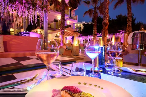 Wi-Ki-Woo Ibiza – 7 night party package 2027, photo 4